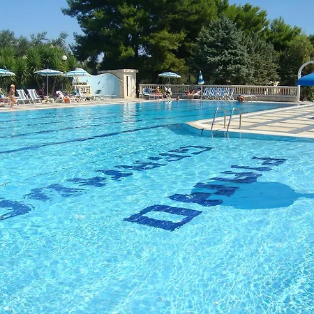 Villaggio Piano Grande Aparthotel